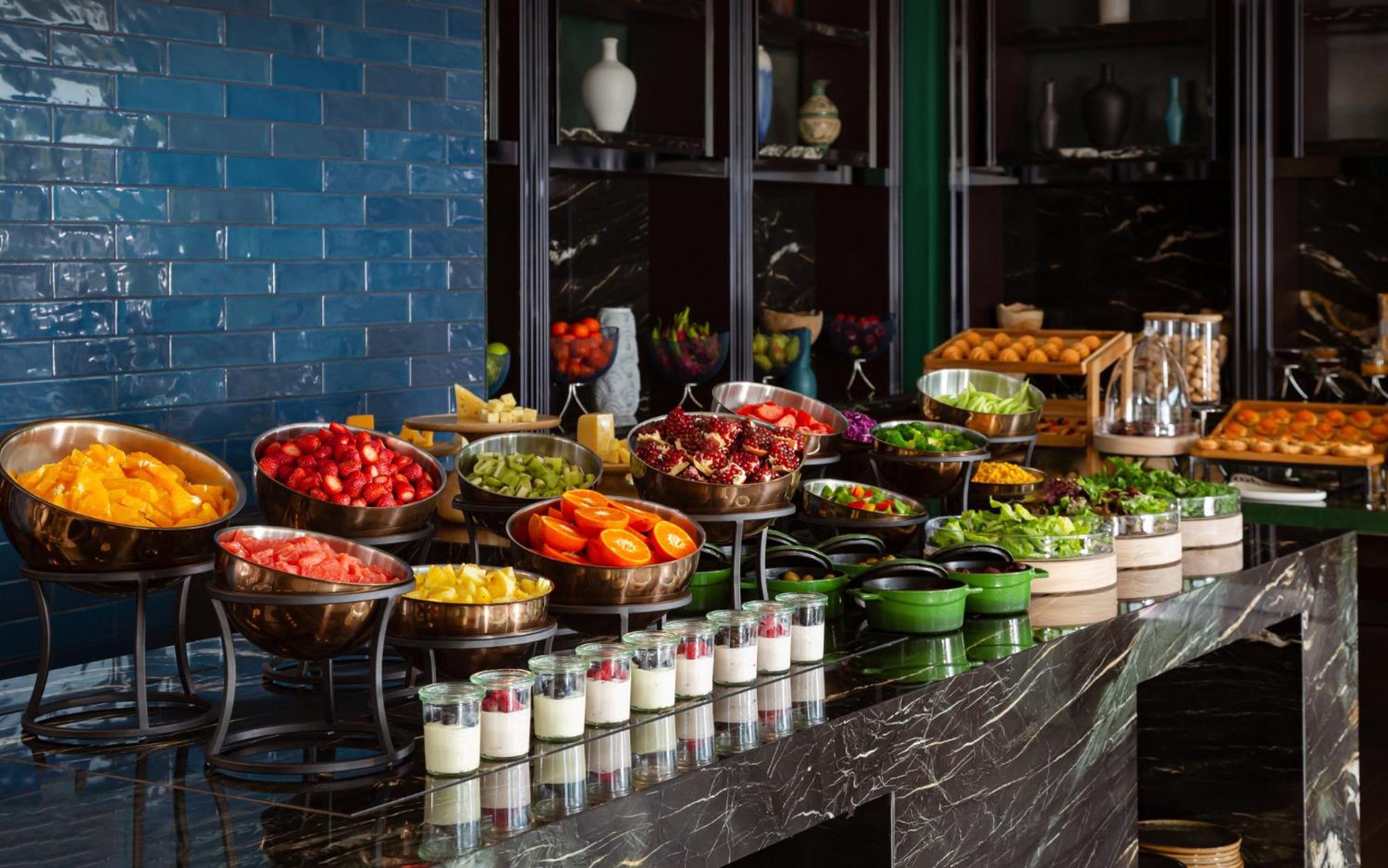 Отель Intercontinental Tashkent By Ihg Экстерьер фото