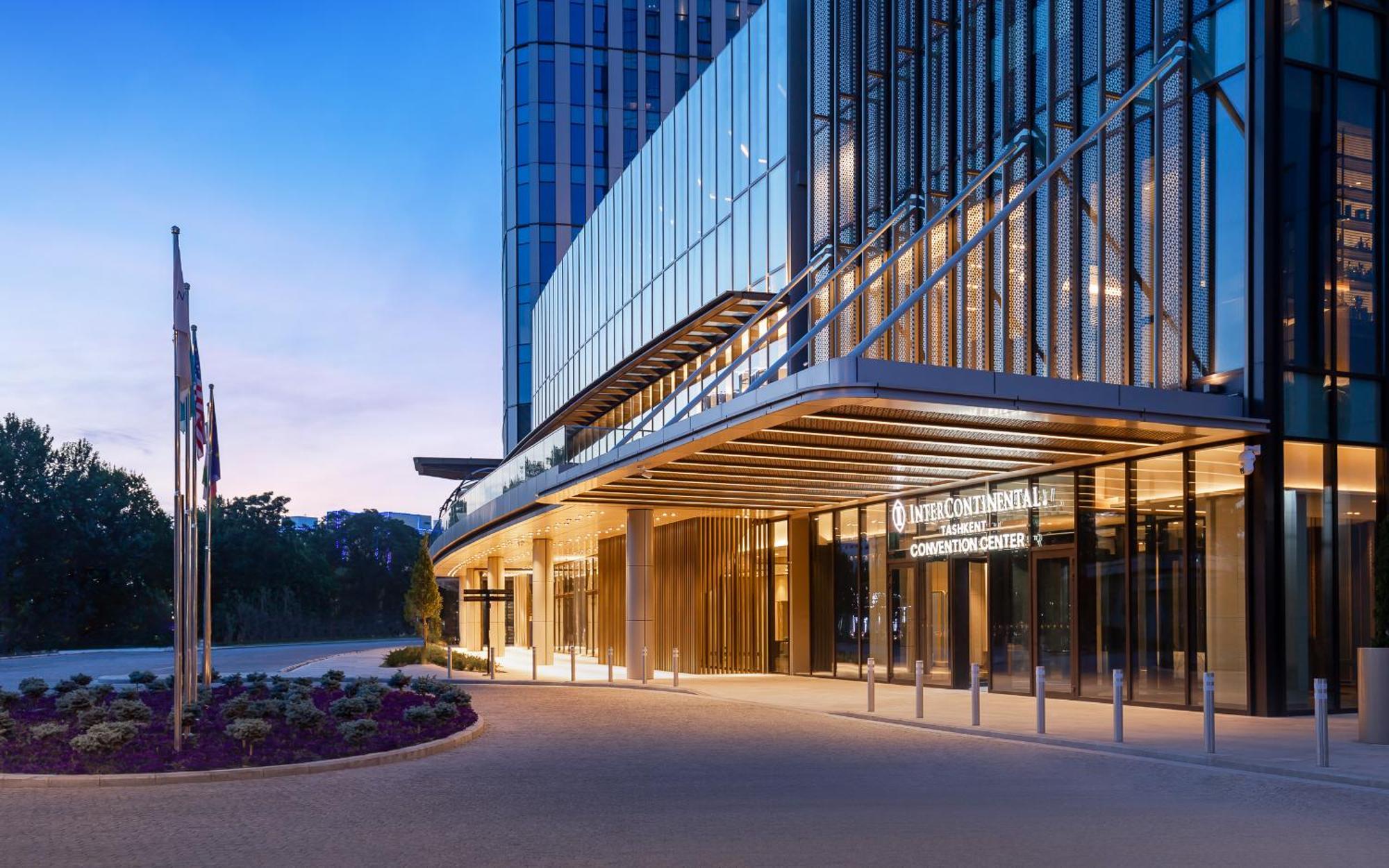 Отель Intercontinental Tashkent By Ihg Экстерьер фото