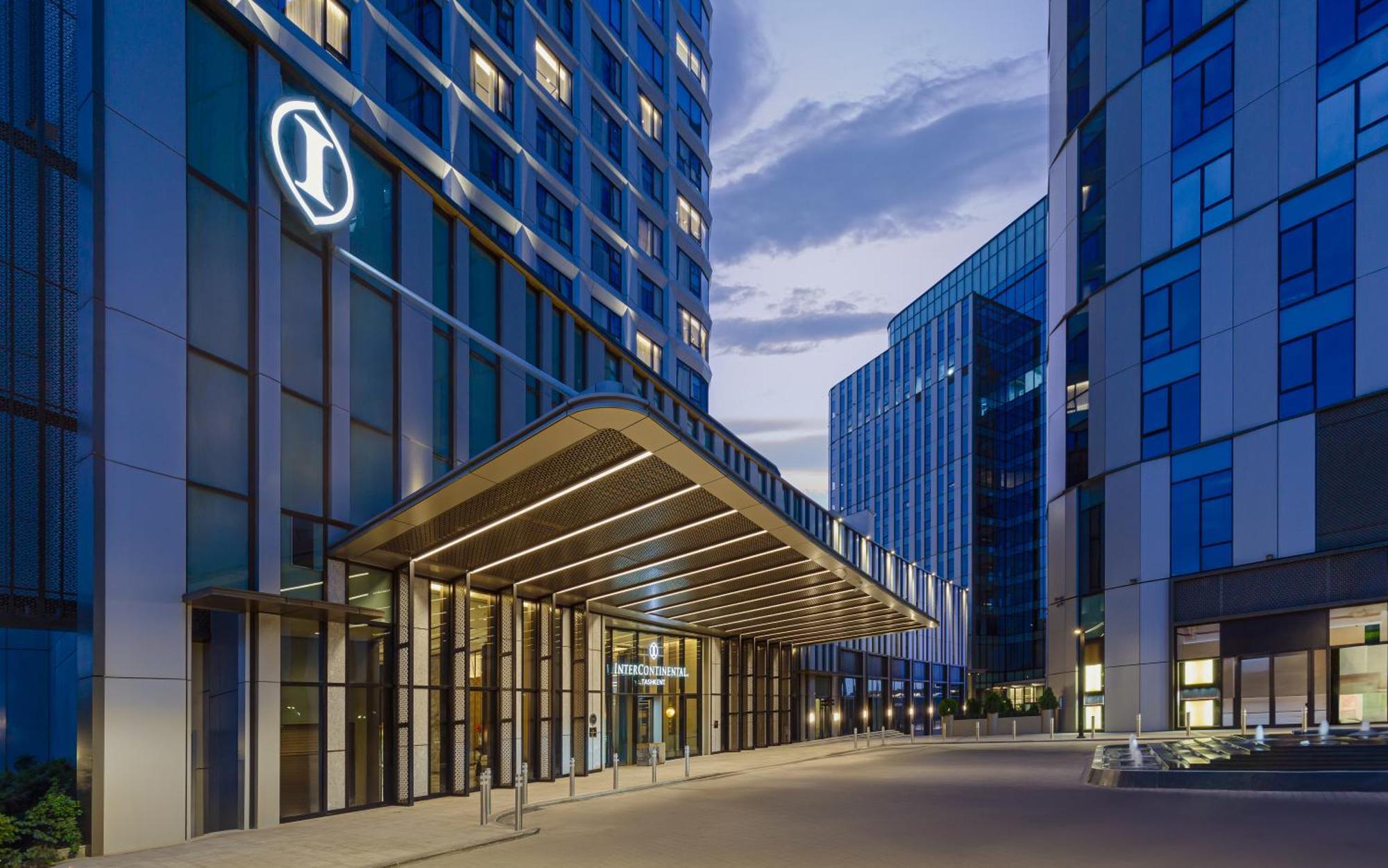 Отель Intercontinental Tashkent By Ihg Экстерьер фото